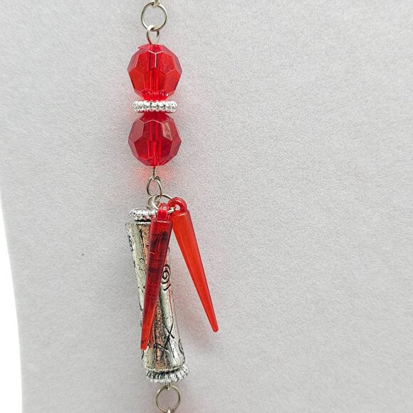 Red Silver Beaded Necklace With Geometric Accents And Chain No Clasp - Picture 3 of 5